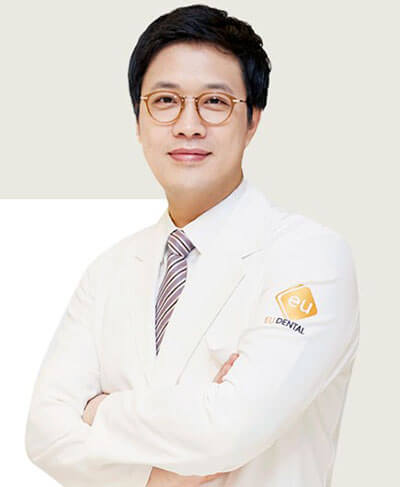 ศัลยแพทย์ Dr Shin Hee Jin EU